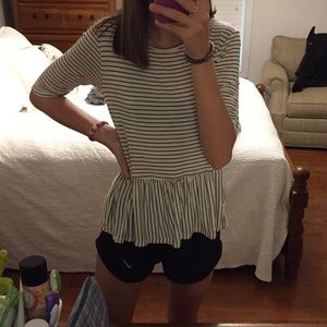 stripped white ruffle quarter sleeve